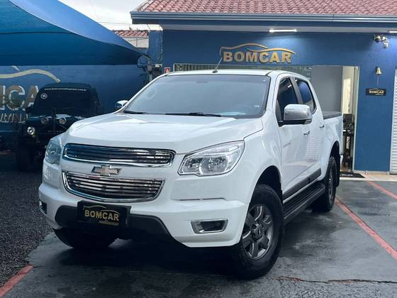 CHEVROLET S10 2.4 ADVANTAGE 4X2 CD 8V FLEX 4P MANUAL CHEVROLET S10 2.4 ADVANTAGE 4X2 CD 8V FLEX 4P MANUAL